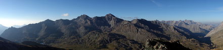 En face : mont de Salsa (centre gauche, 3315m) et Bric de Rubren (3340m), mes objectifs du jour
